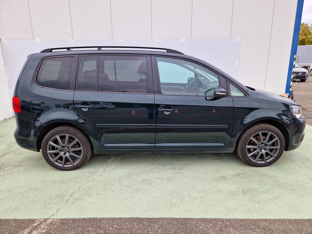 volkswagen-touran-comfortline-1-2-tsi-7-mist - 4
