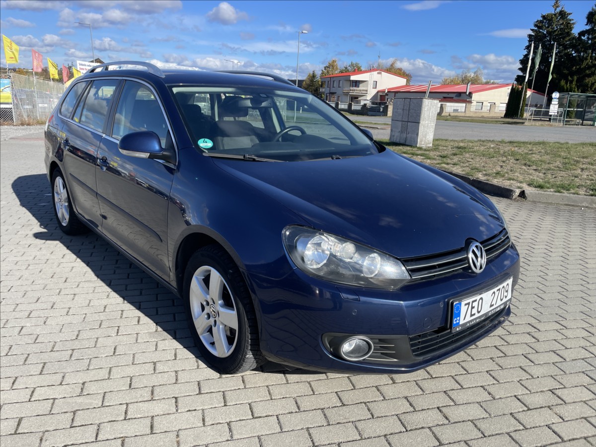 volkswagen-golf-1-4-tsi-90kw-dsg-comfortline-gps-vyhr-sedadel - 5