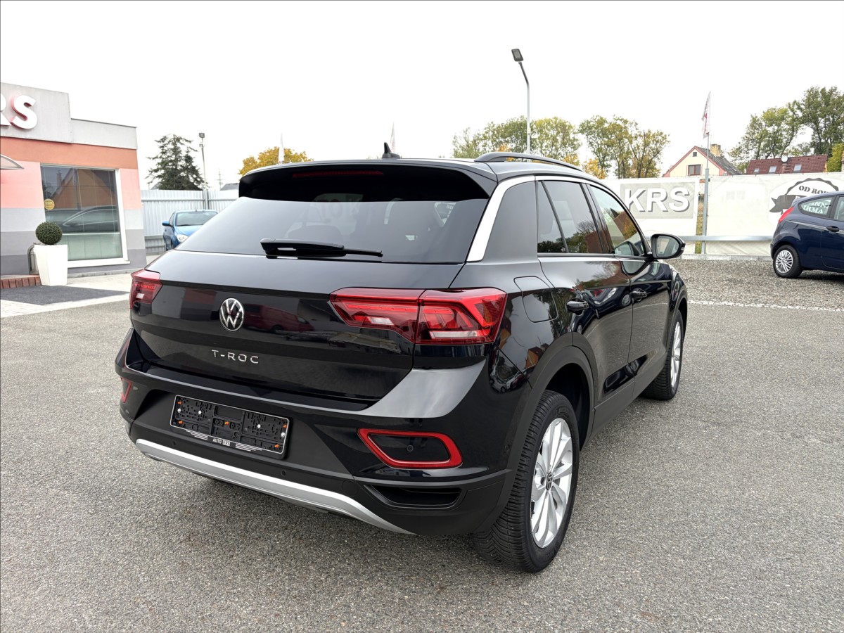 volkswagen-t-roc-1-0-tsi-81kw-led-carplay-navi-climatr-pdc-dph - 4