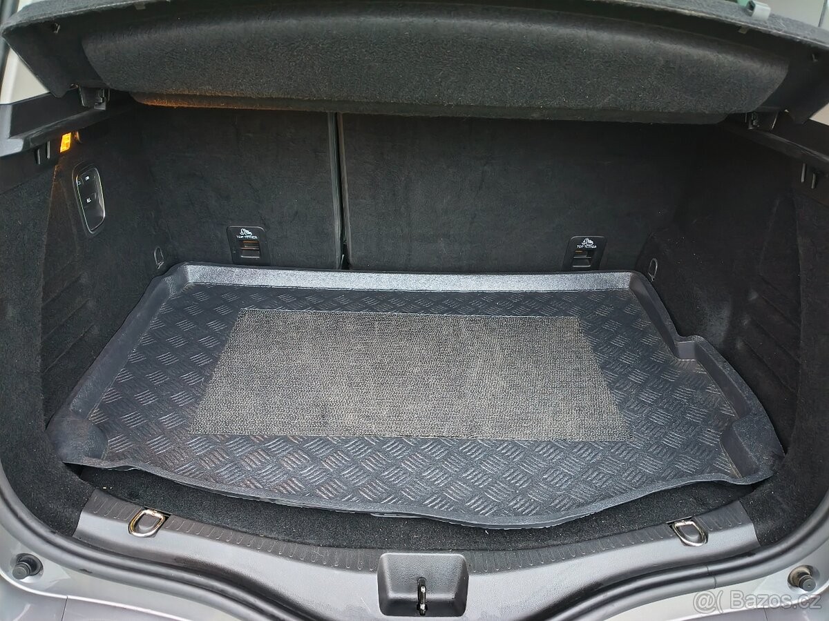 renault-scenic-1-6-dci-96-kw - 4
