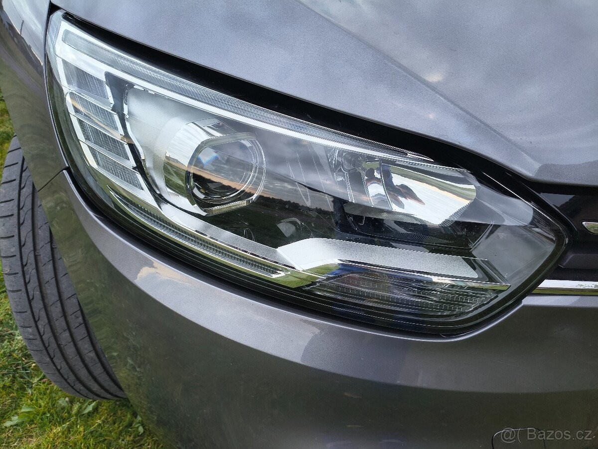 renault-scenic-1-6-dci-96-kw - 7