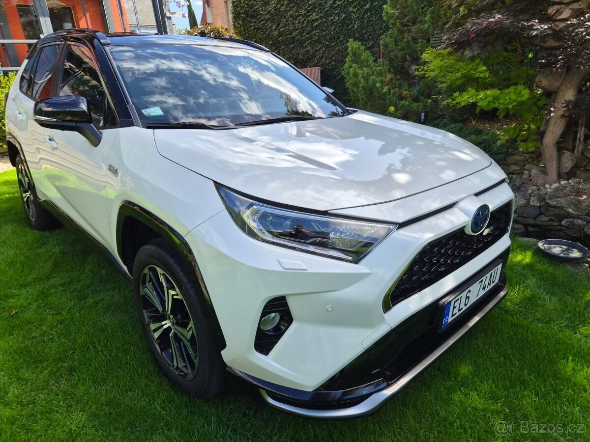 toyota-rav4-tovarni-zaruka-2027-phev - 1