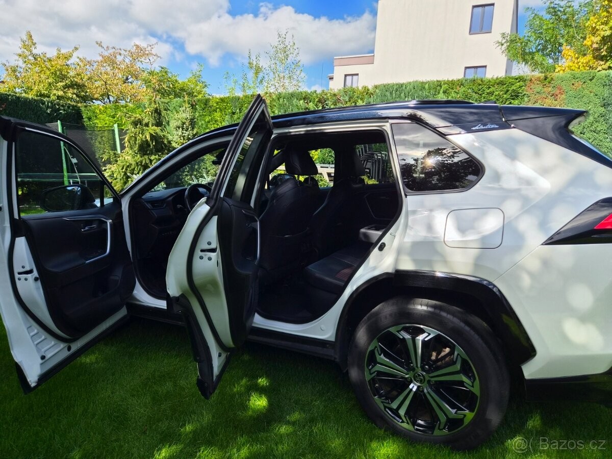 toyota-rav4-tovarni-zaruka-2027-phev - 6