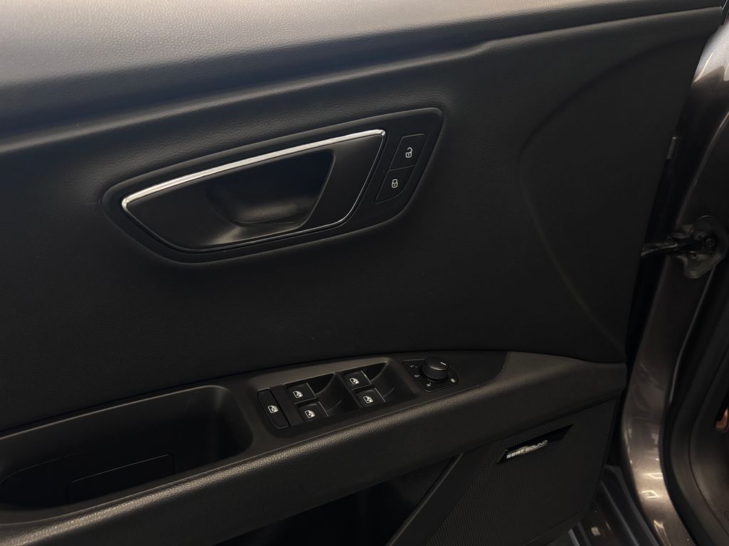 seat-leon-fr-1-8-tsi-dsg-132kw-led - 7