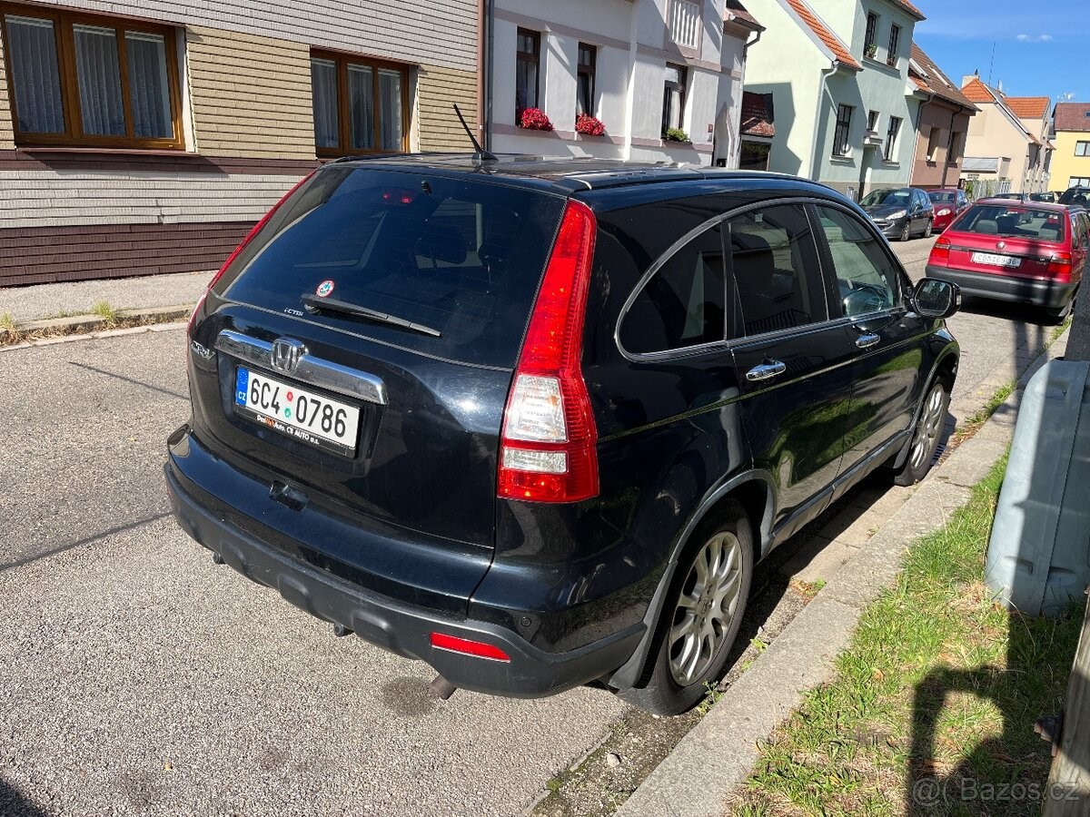 honda-cr-v-2-2-ctdi-4x4-r-2007 - 3