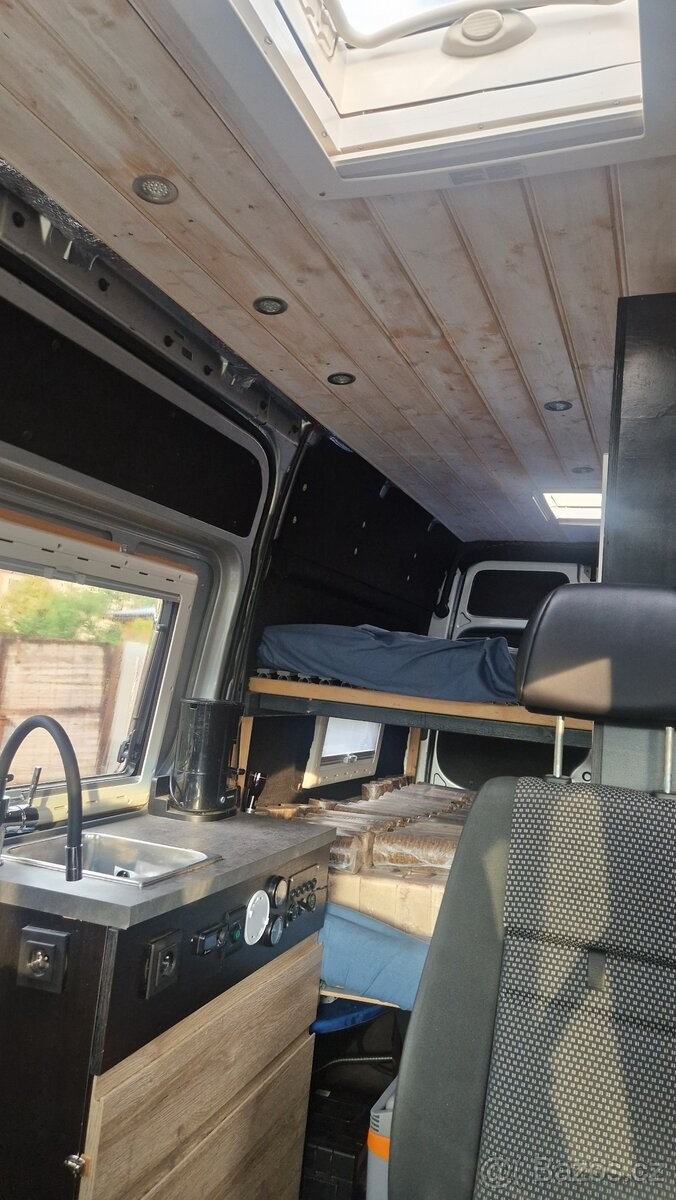 mercedes-benz-sprinter-2-2-campervan - 6