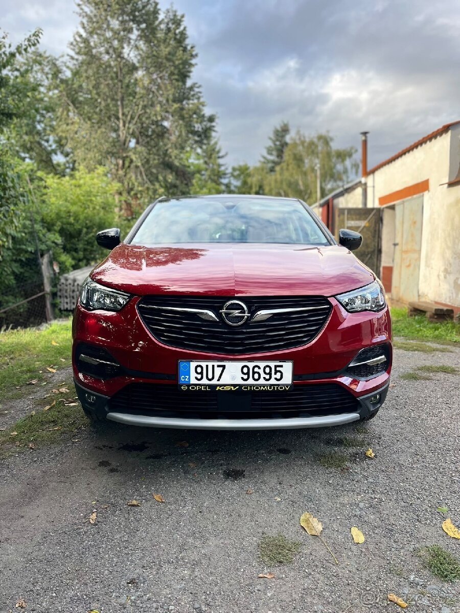 Opel Grandland 1,2   96kW, TOP stav,1.majitel