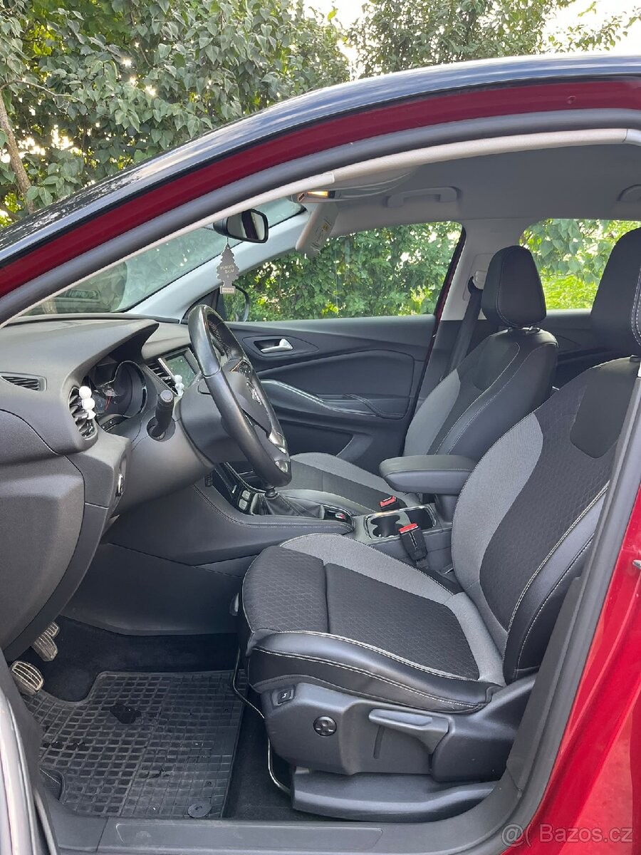 opel-grandland-1-2-96kw-top-stav-1-majitel - 9