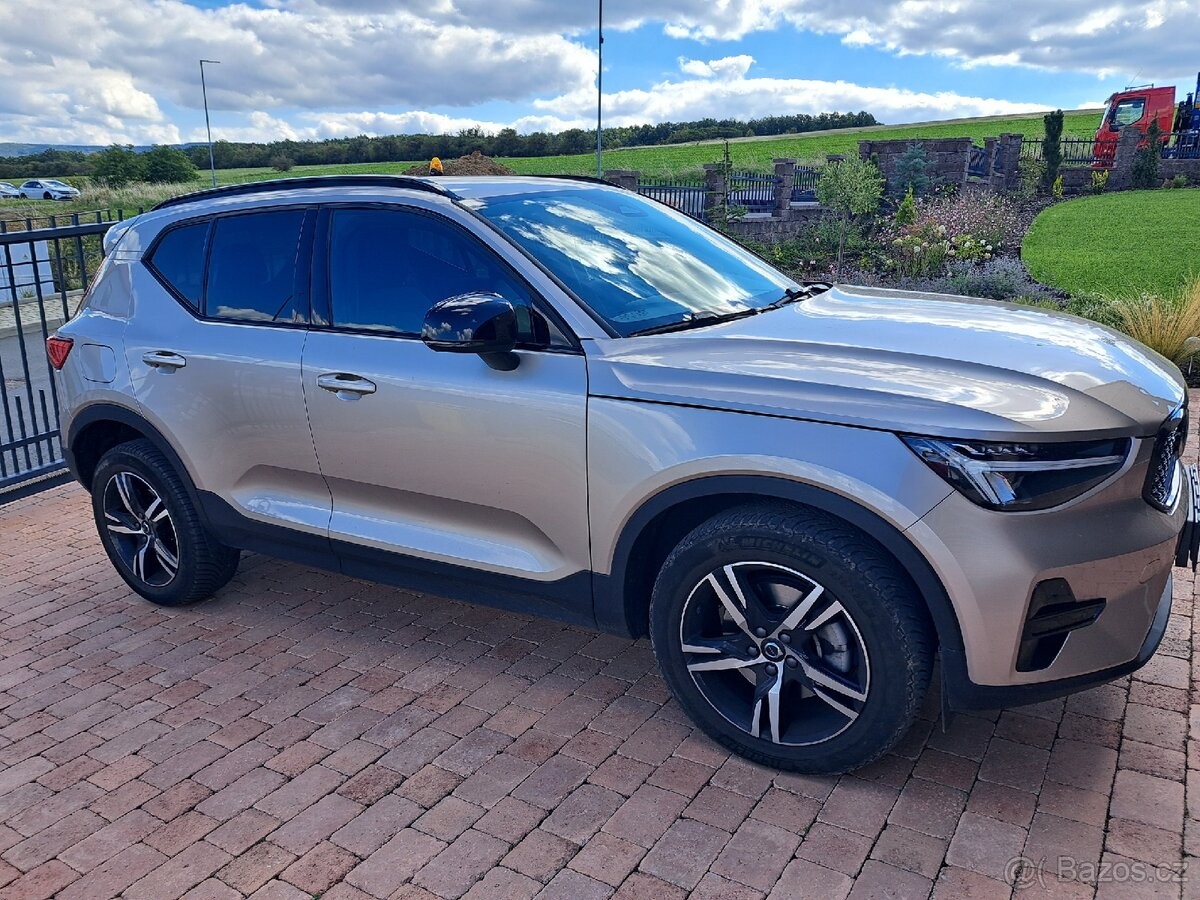 volvo-xc40-2-0-b3-120kw - 5