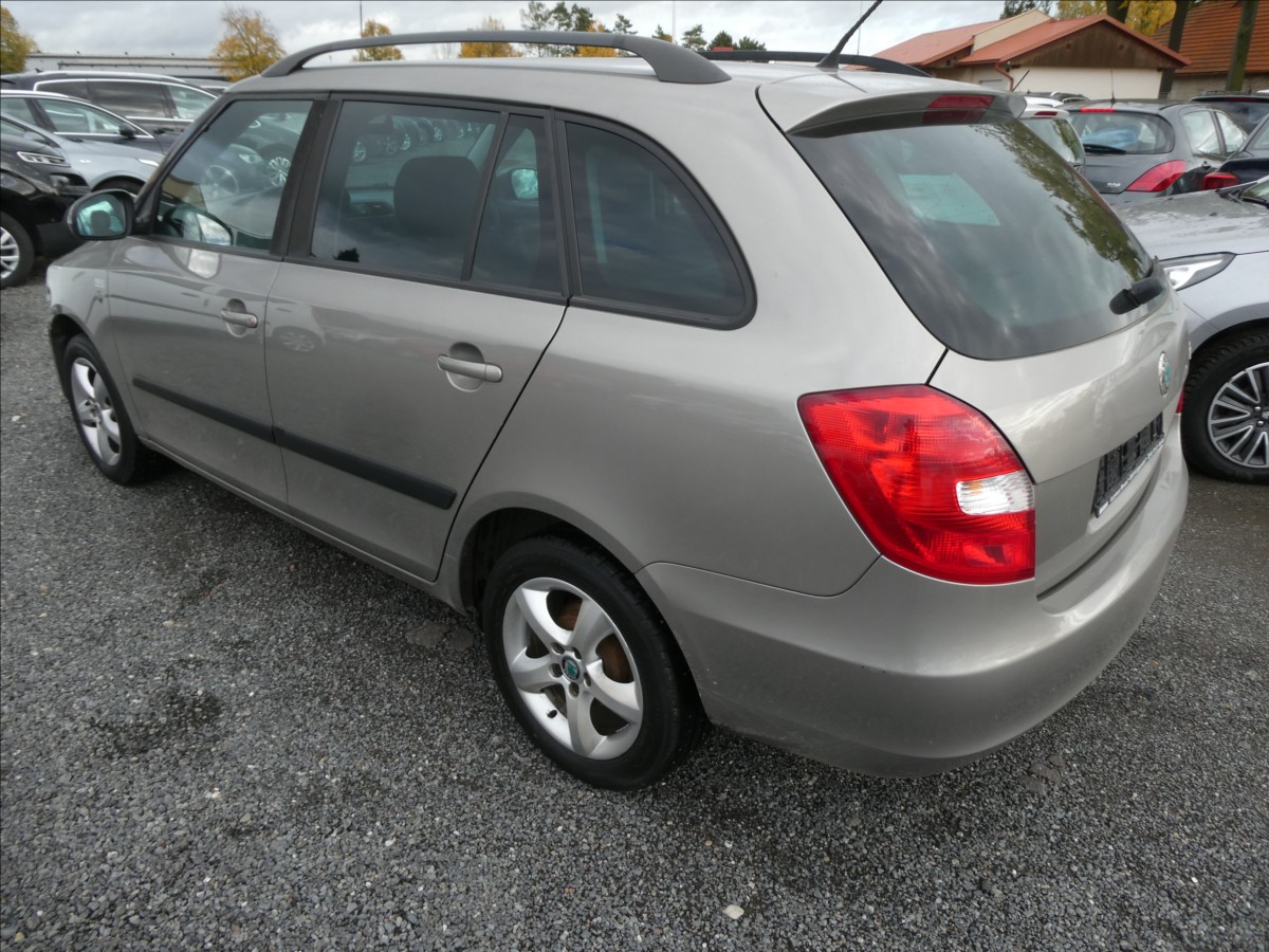 skoda-fabia-1-2-htp-51kw-family-po-servise - 6