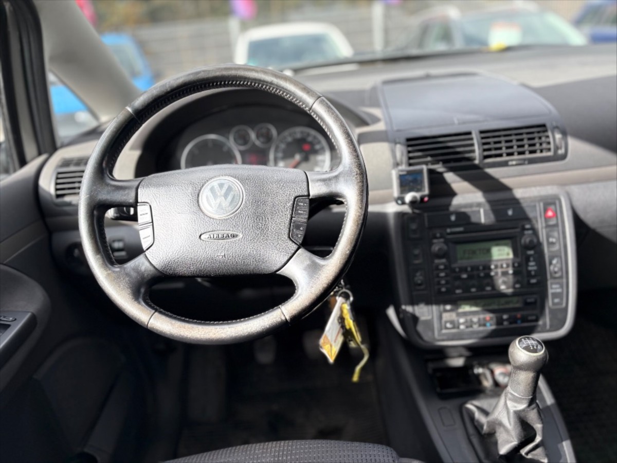 volkswagen-sharan-1-9-tdi-1-majit-cr-7-mist - 4