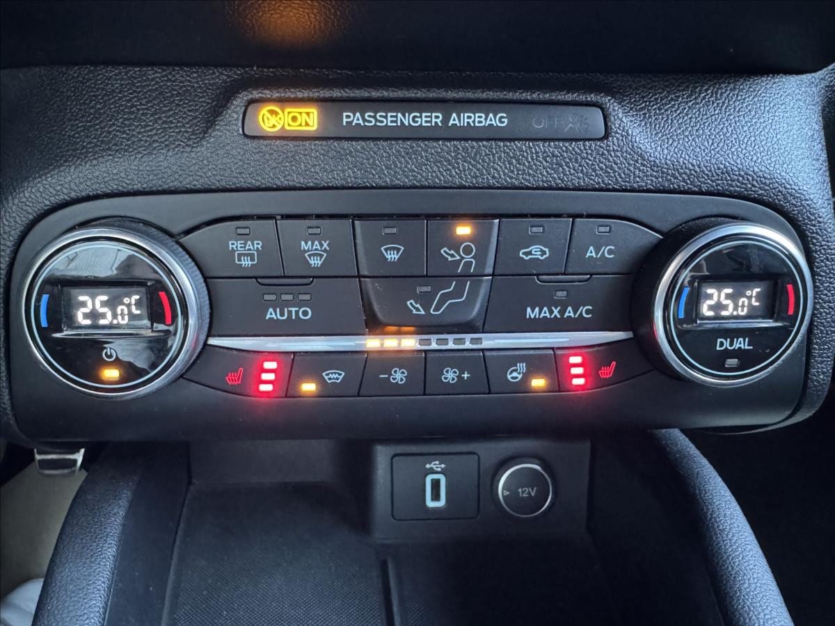 ford-focus-1-0-st-line - 5