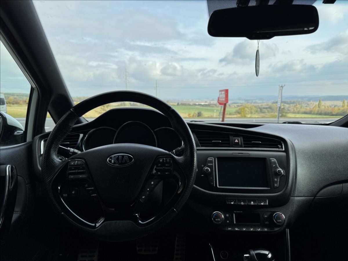kia-ceed-1-6-crdi-gt-line - 4