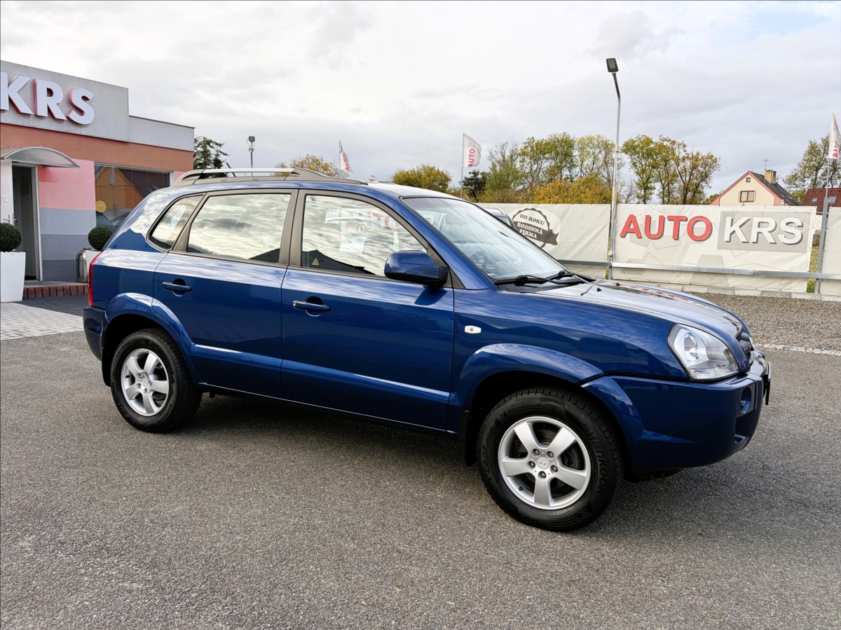 hyundai-tucson-2-0-gls-140ps-zachovaly - 1