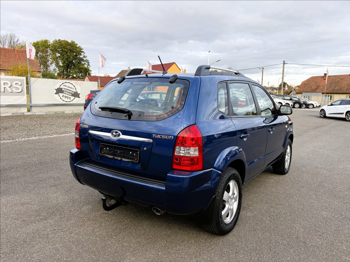 hyundai-tucson-2-0-gls-140ps-zachovaly - 4