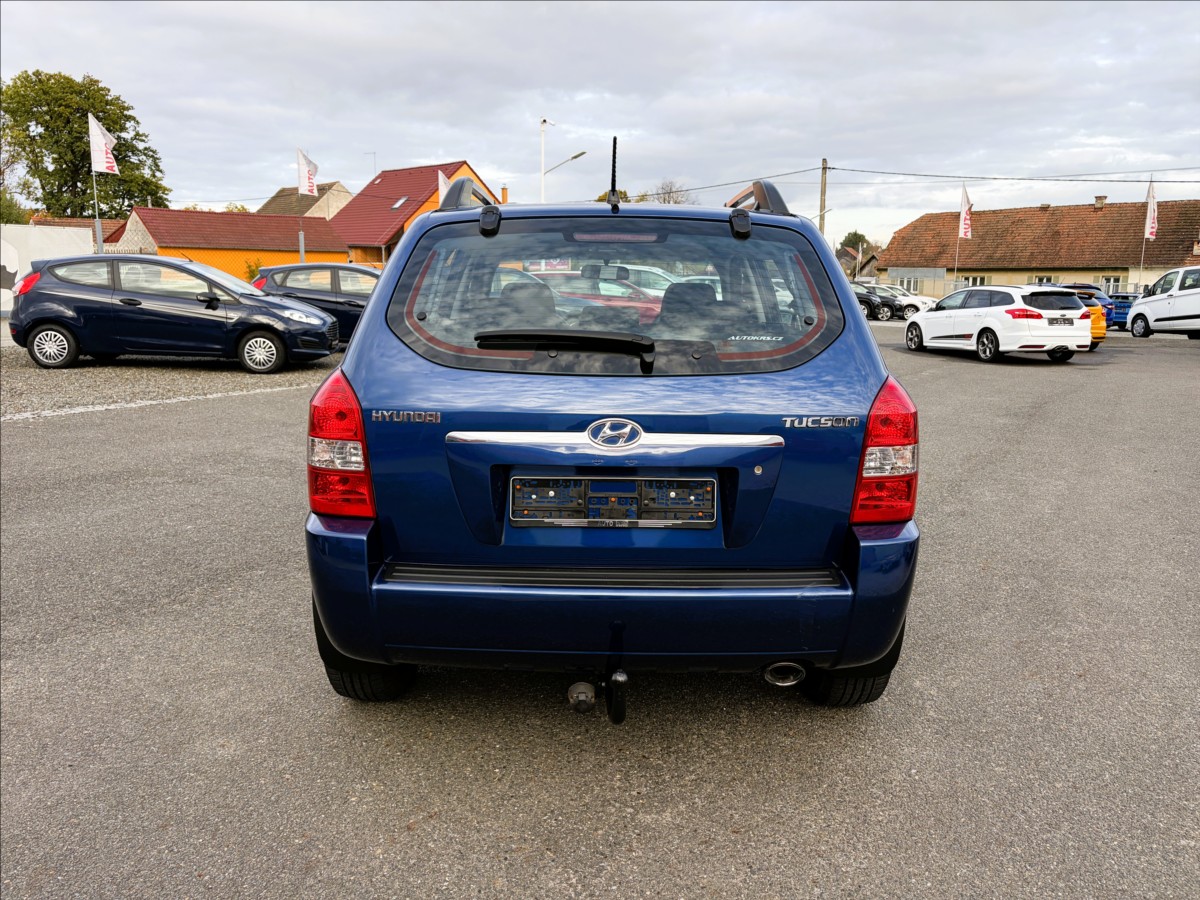 hyundai-tucson-2-0-gls-140ps-zachovaly - 5