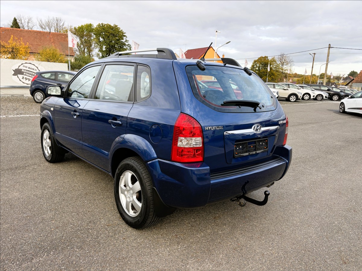 hyundai-tucson-2-0-gls-140ps-zachovaly - 6