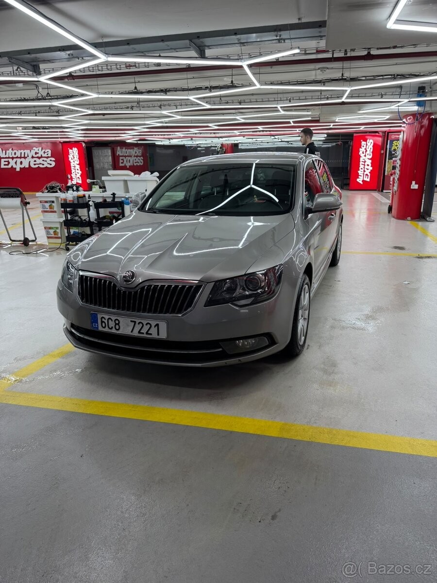 Škoda Superb 1,8   (2015) tsi 118kw, 197 000 km