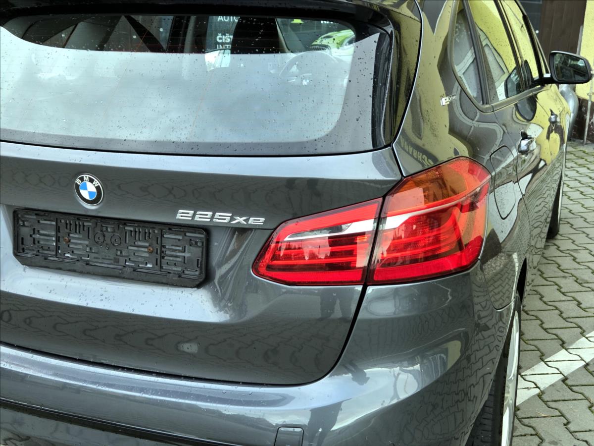 bmw-rada-2-1-5-225xe-iperformance-cebia - 9