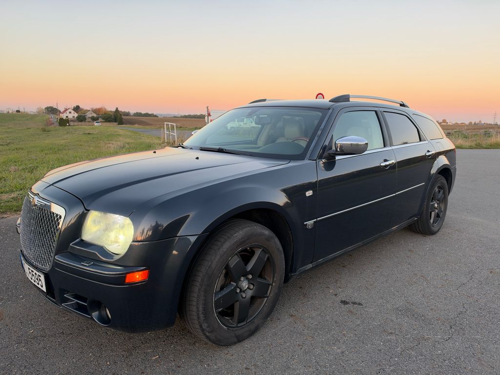 Chrysler 300C TOURING LPG 4X4