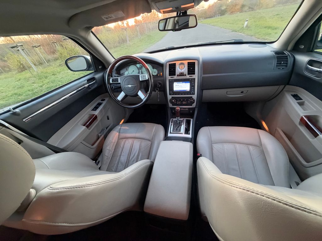 chrysler-300c-touring-lpg-4x4 - 9