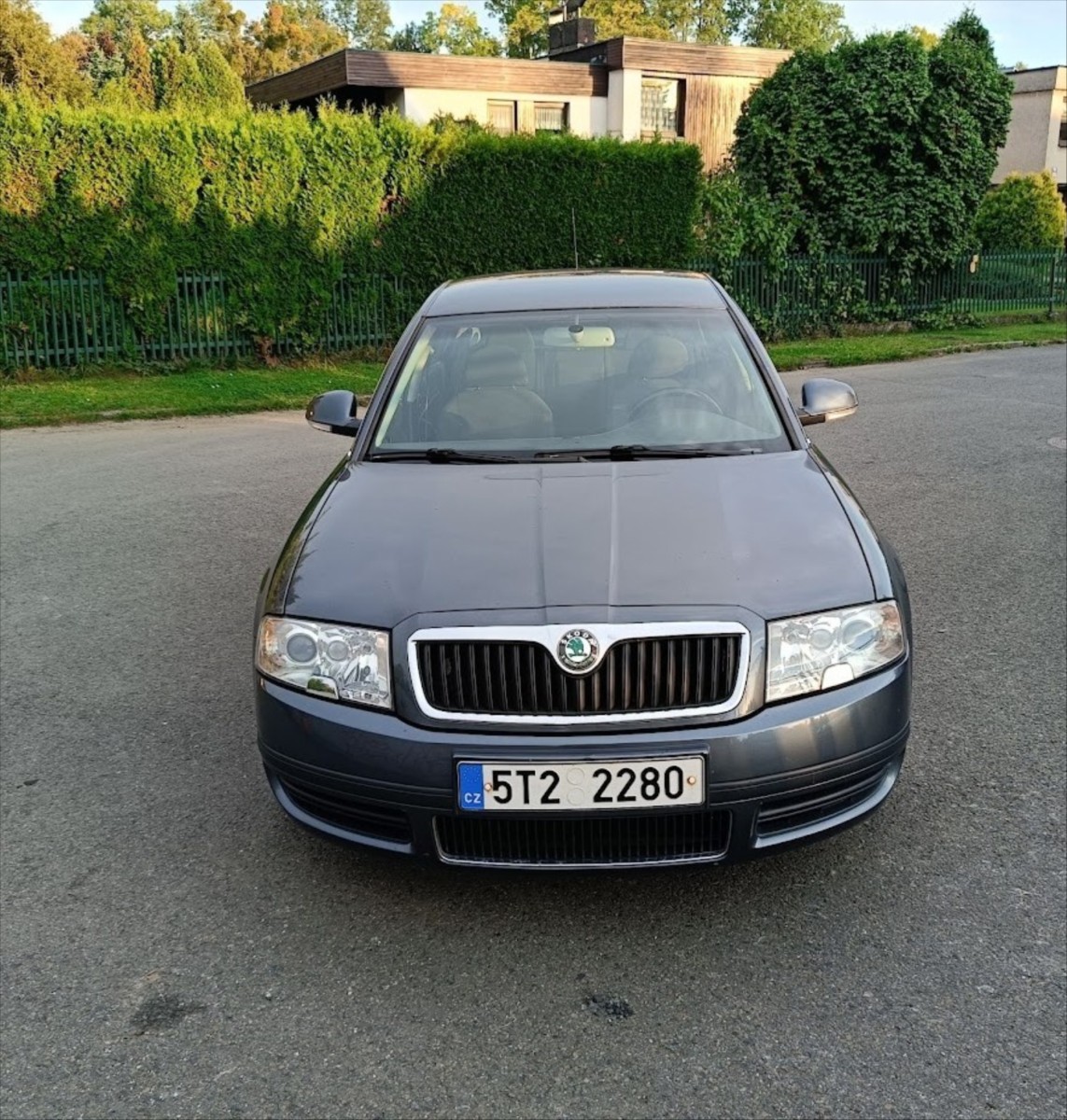 Škoda Superb 1,9   TDI (2008) – jen 190 250 km
