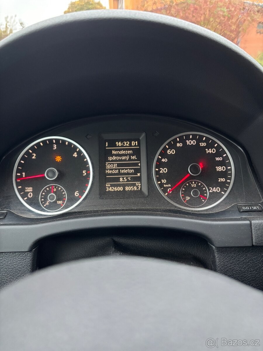 volkswagen-tiguan-2-0-tdi-4motion-103-kw-2010 - 7