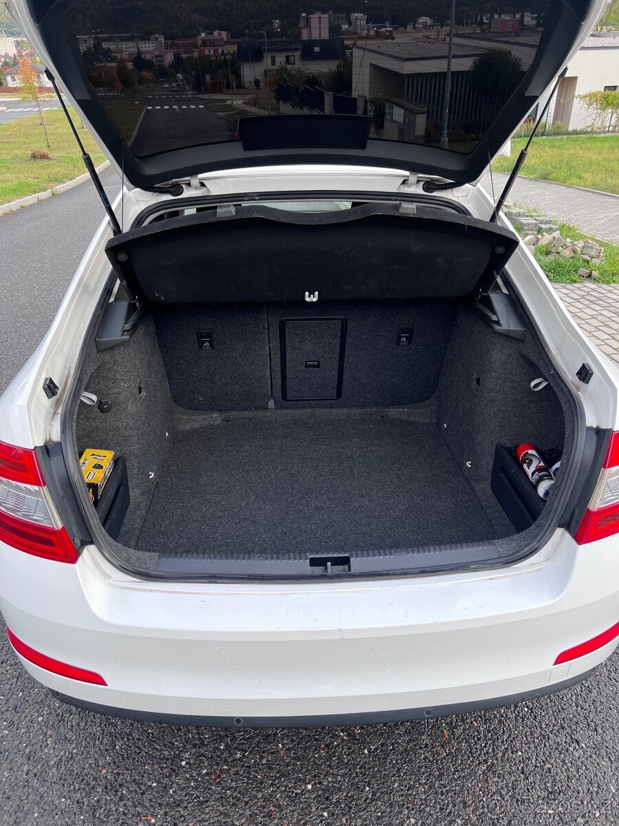 skoda-octavia-1-2-3-tsi-77-kw-2014 - 4