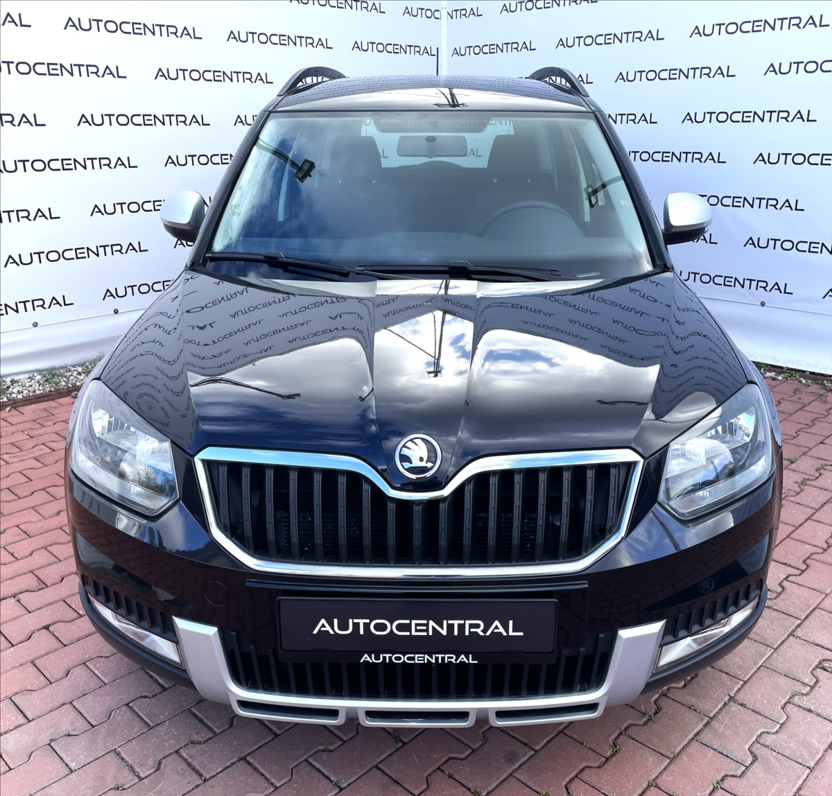 skoda-yeti-1-2-tsi-77kw-po-servisu-stk-10-28 - 1