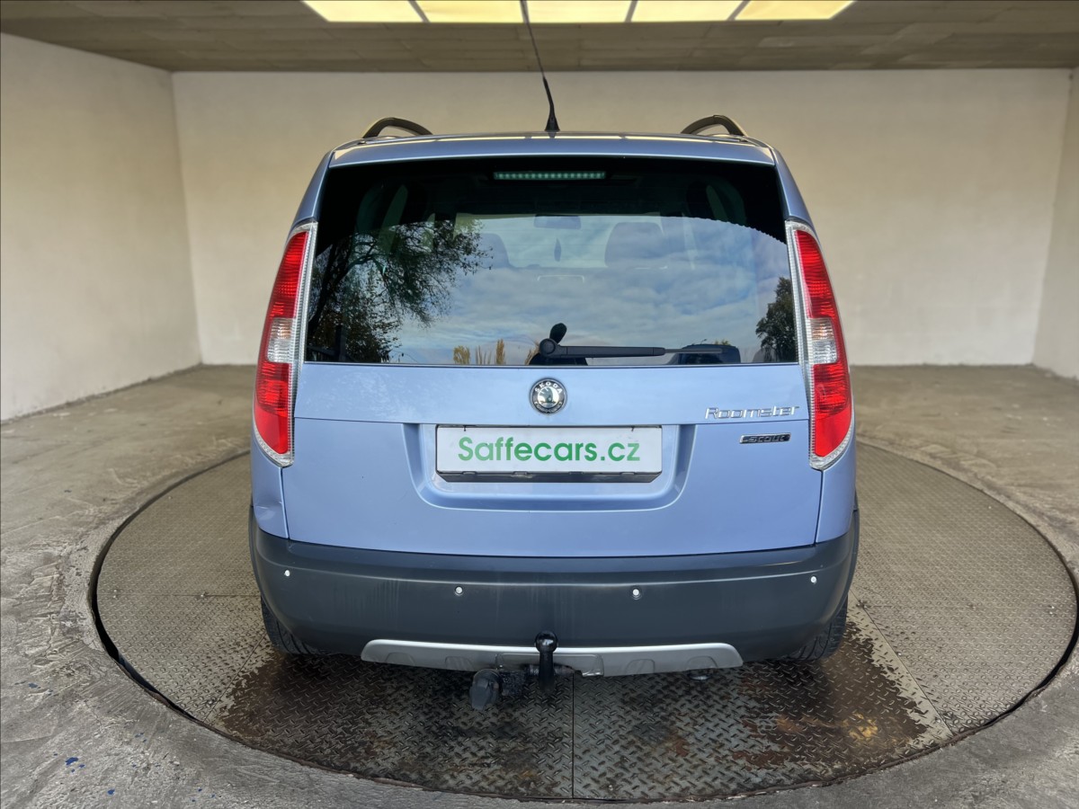 skoda-roomster-1-6-16v-scout - 5