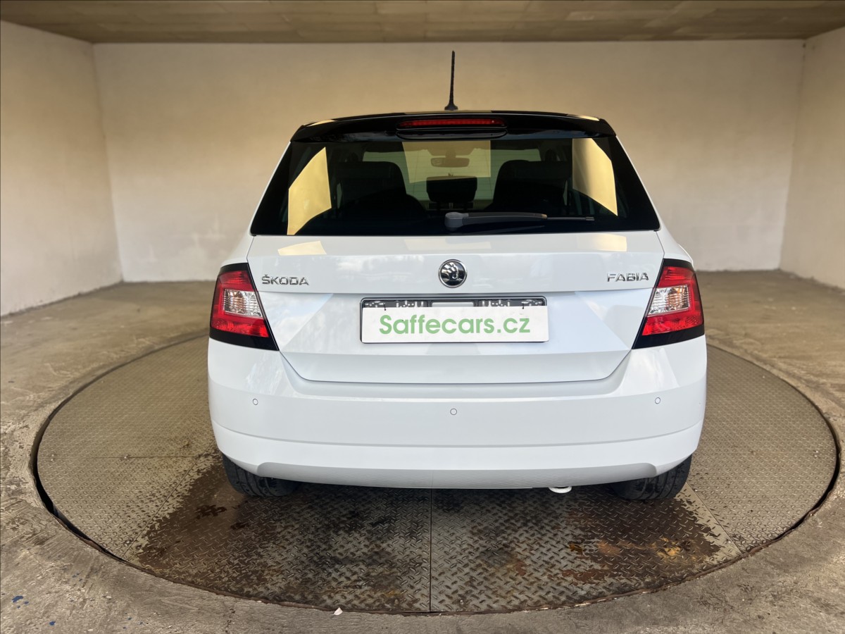 skoda-fabia-1-2-tsi-monte-carlo - 5