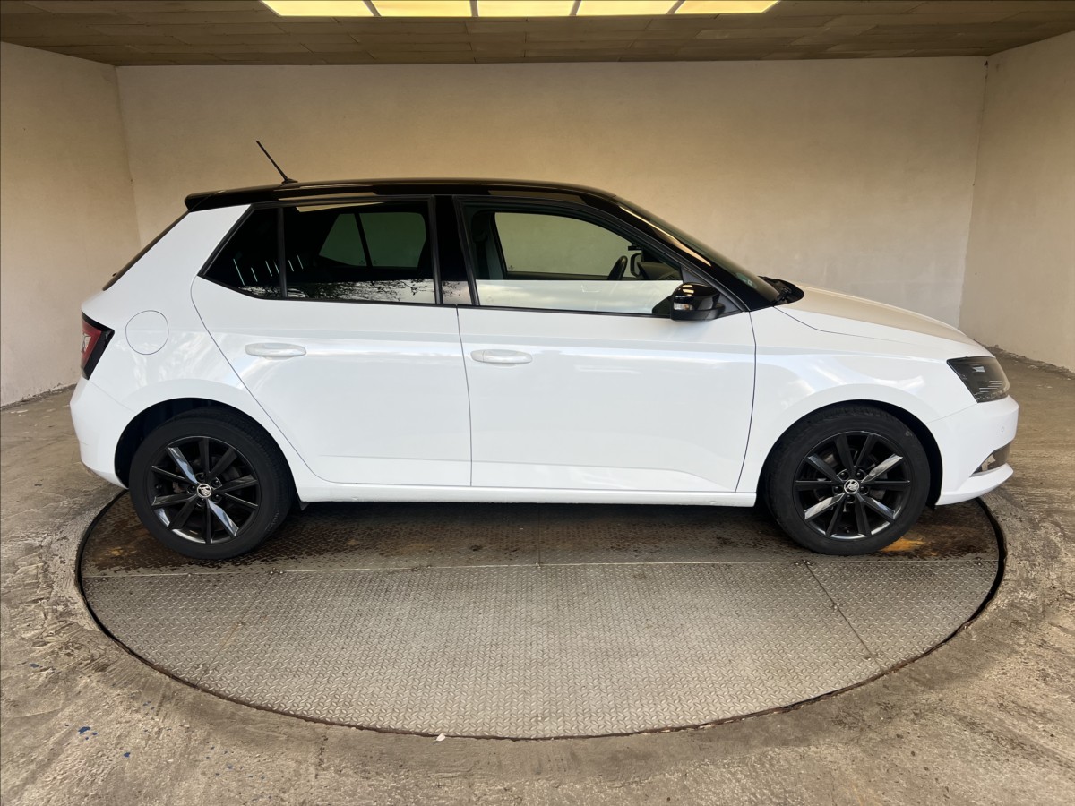 skoda-fabia-1-2-tsi-monte-carlo - 7