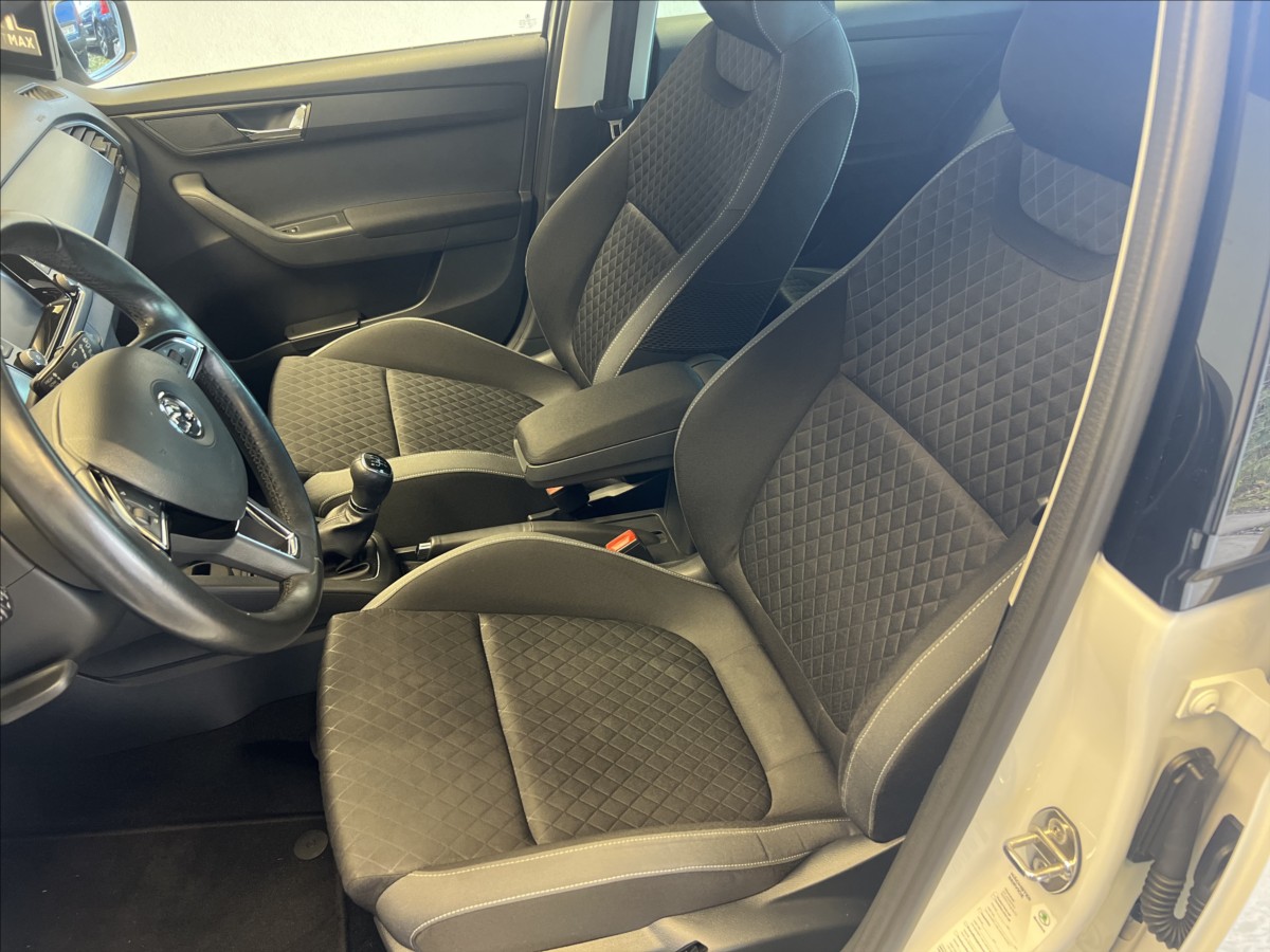 skoda-fabia-1-2-tsi-monte-carlo - 8