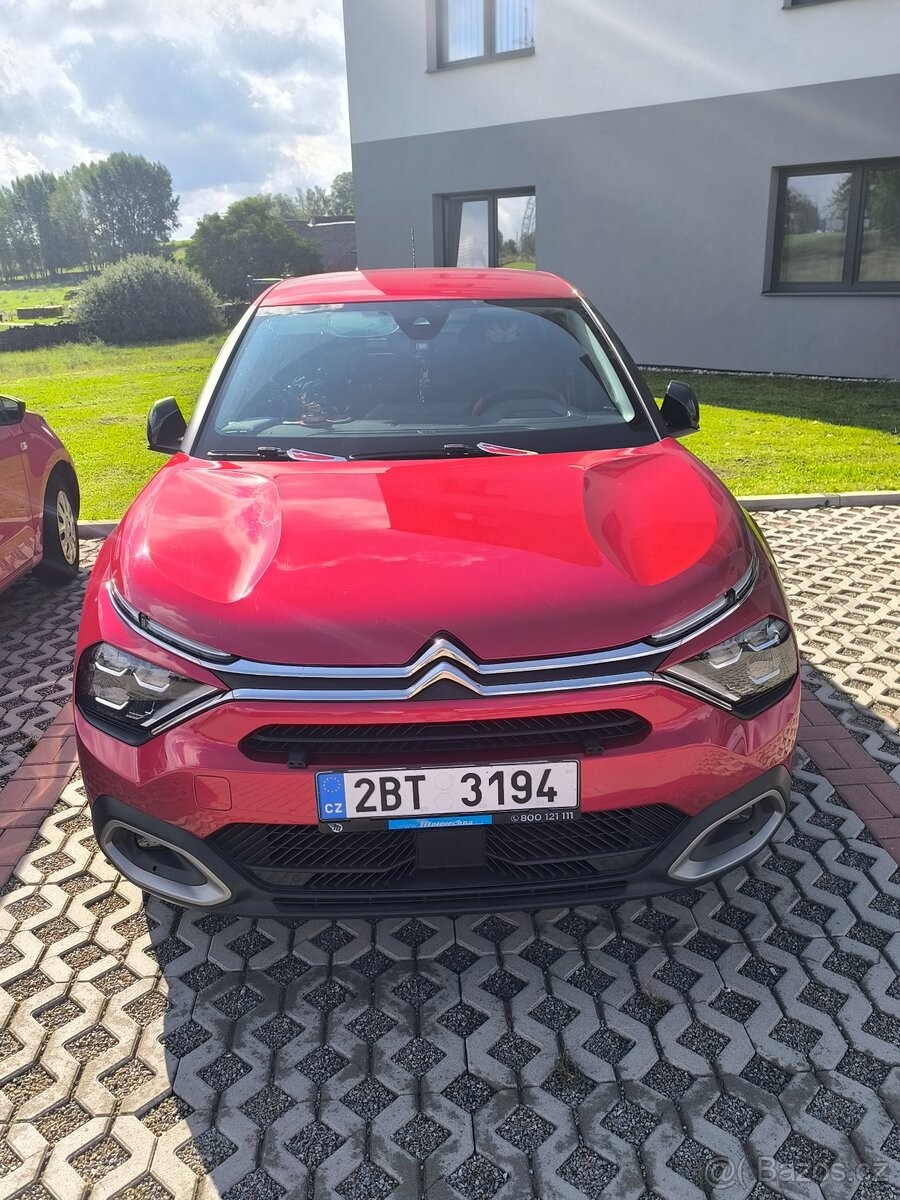 Citroën C4 r.2021,66000km.Výbava Shine