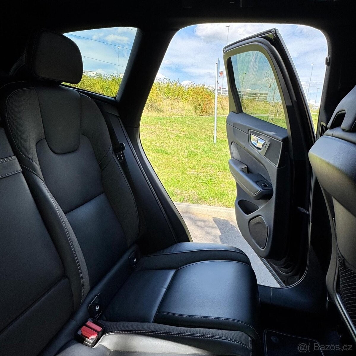 volvo-xc60-t6-rdesign-black-tazne - 7