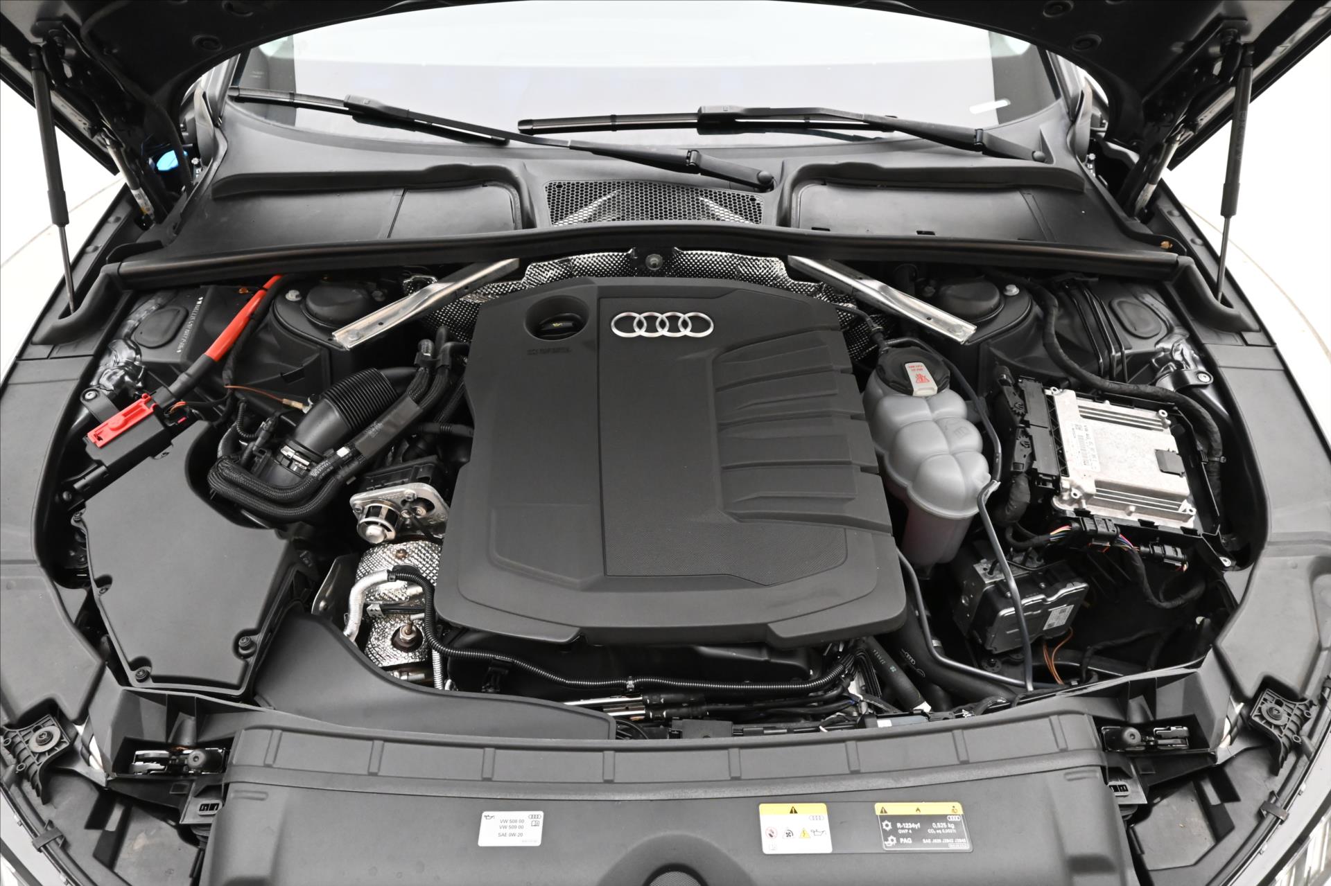 audi-a4-2-0-tdi-120kw-dsg-avant-zaruka-az-5-let - 8
