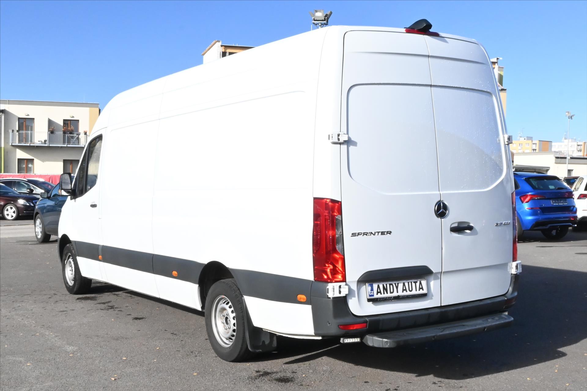 mercedes-benz-sprinter-2-0-317-cdi-125kw-zaruka-az-5-let - 6