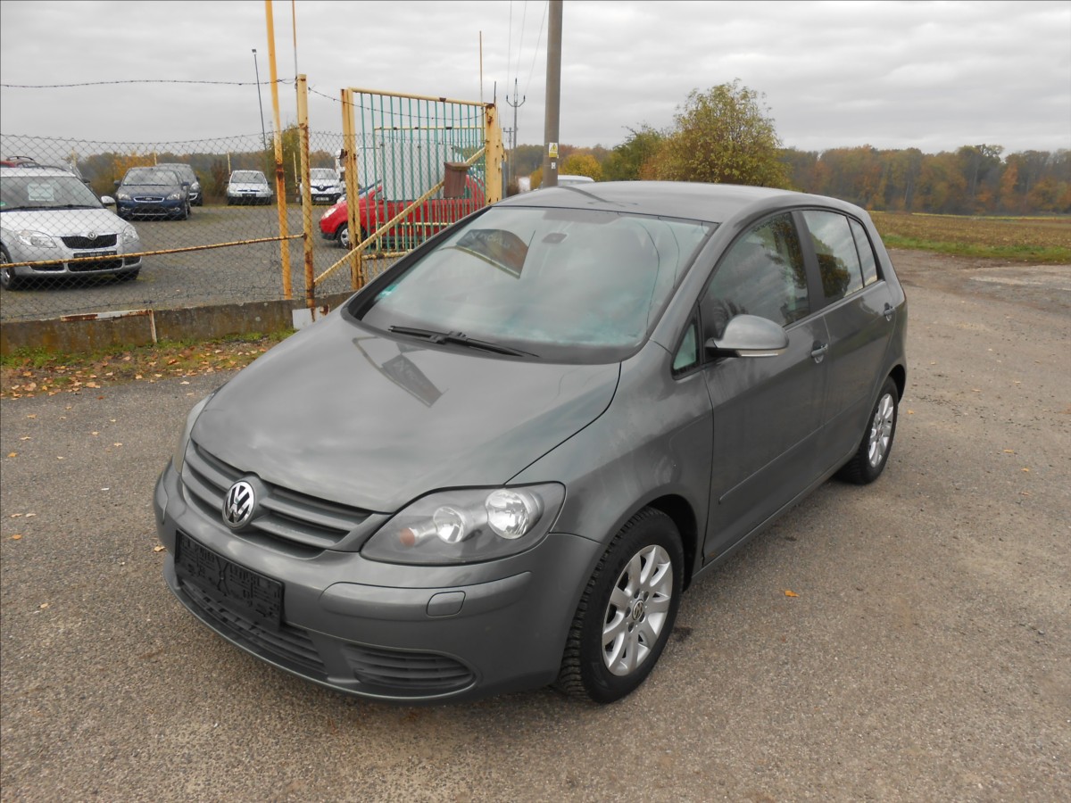volkswagen-golf-plus-1-6-85-kw-serviska - 1
