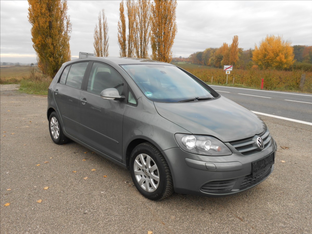 volkswagen-golf-plus-1-6-85-kw-serviska - 4